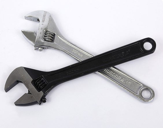 虎工啞光活口扳手